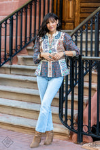 Load image into Gallery viewer, Simply Santa Fe Fashion Fix