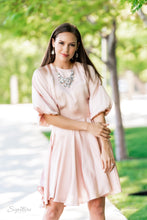 Load image into Gallery viewer, The Bea ~ Zi Collection