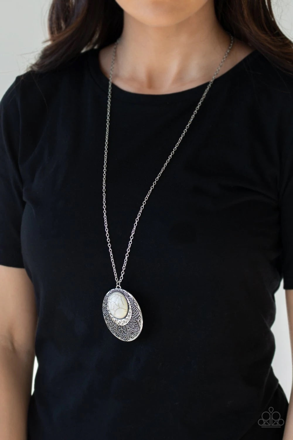 Medallion Meadow Necklace ~ White