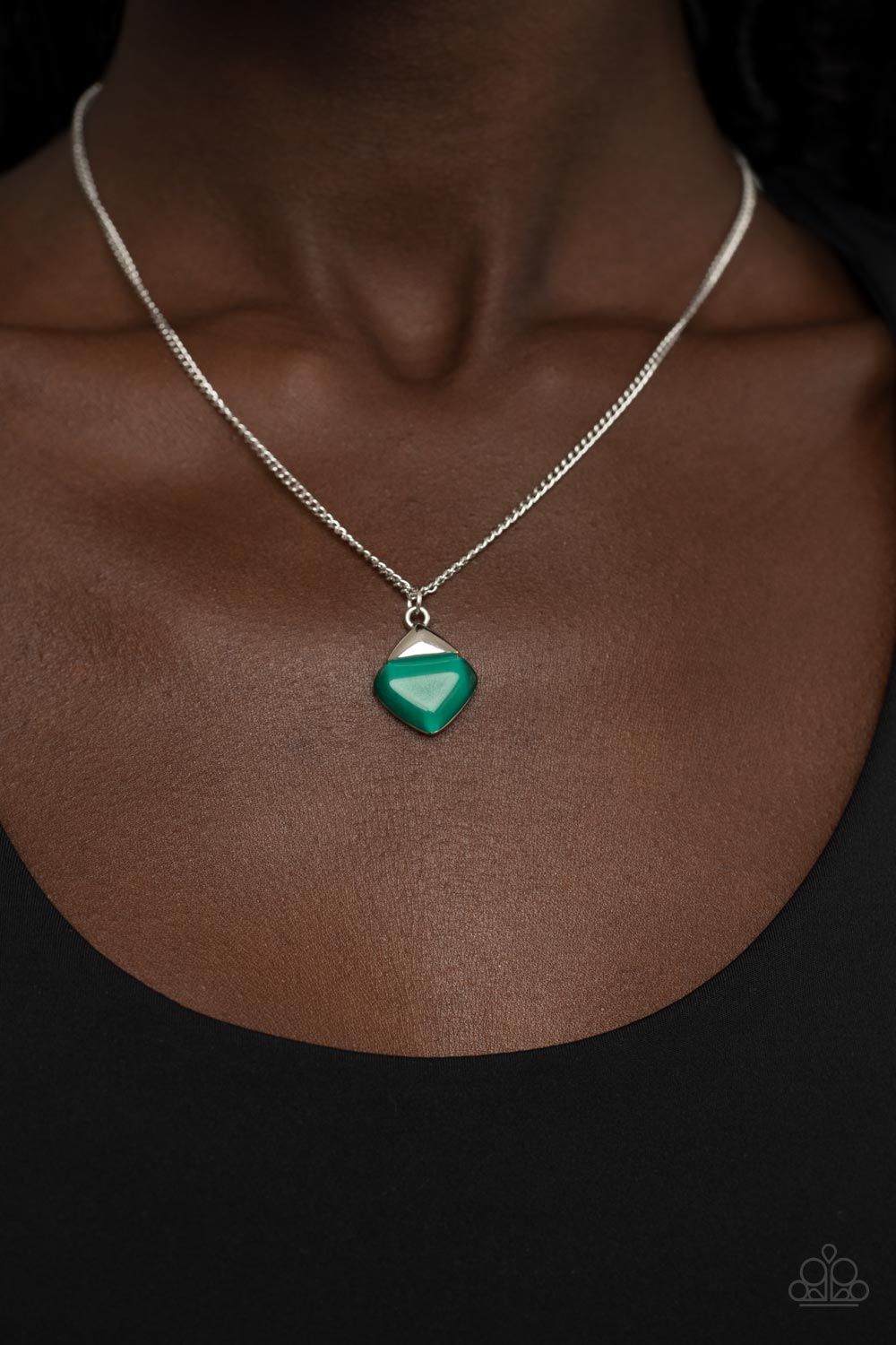Gracefully Gemstone ~ Green