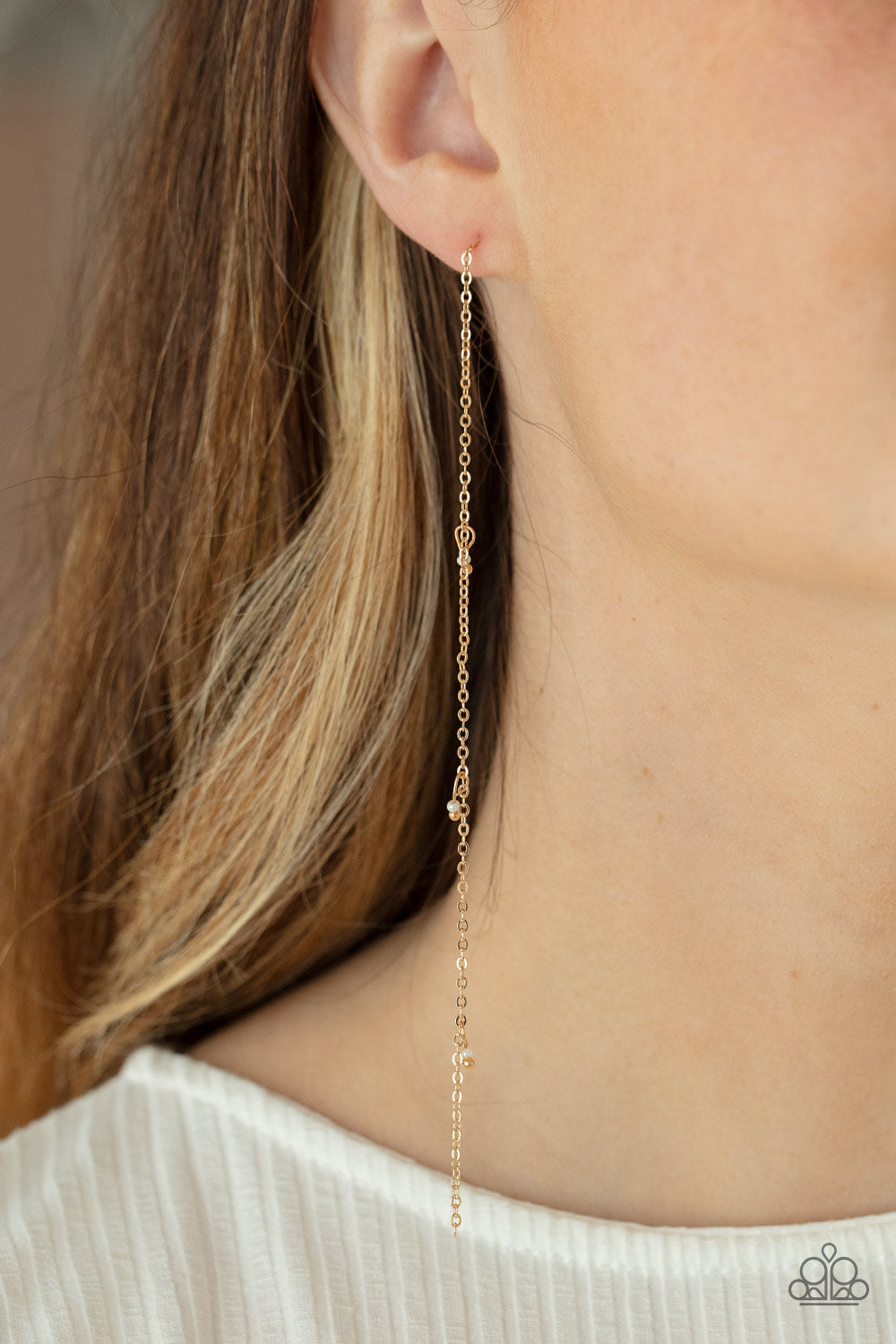 Dauntlessly Dainty ~ Gold