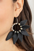 Load image into Gallery viewer, Flower Child Fever ~ Black
