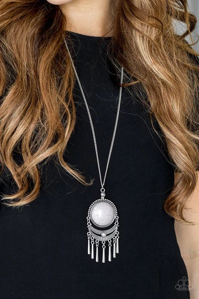 Rural Rustler Necklace ~ White